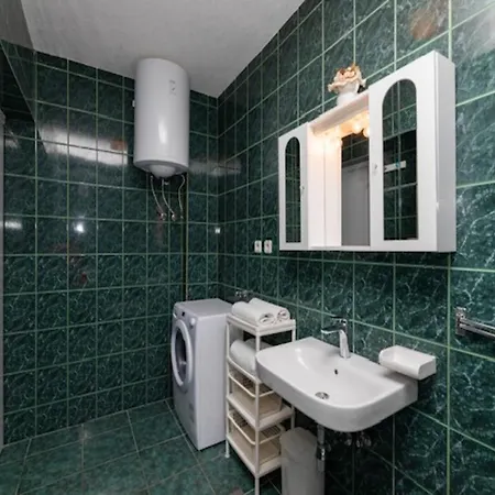 Garden - Two Bedroom With Terrace