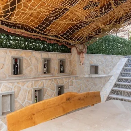Garden - Two Bedroom With Terrace Supetar