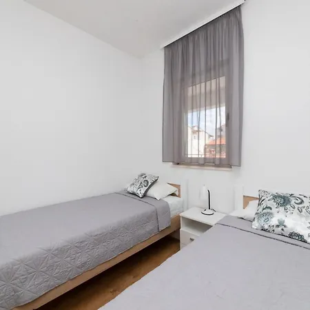 Garden - Two Bedroom With Terrace * Supetar